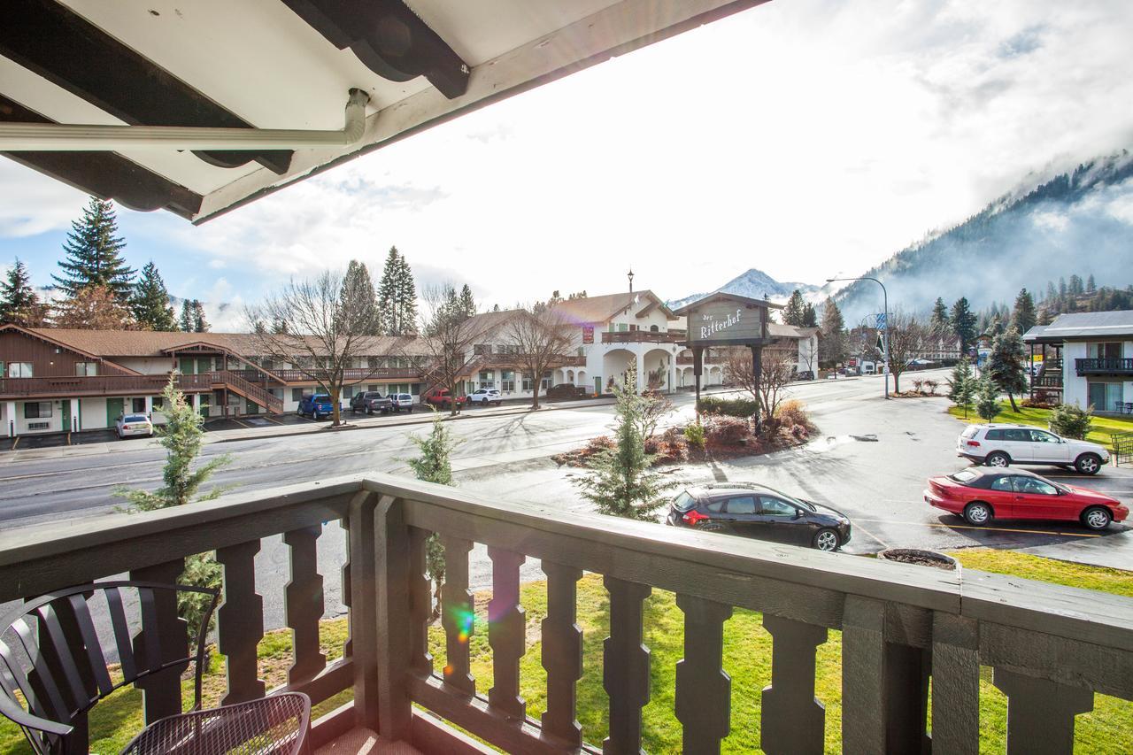 Der Ritterhof Inn Leavenworth Bagian luar foto