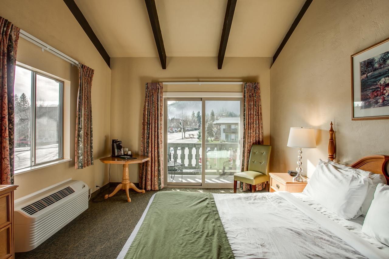 Der Ritterhof Inn Leavenworth Bagian luar foto