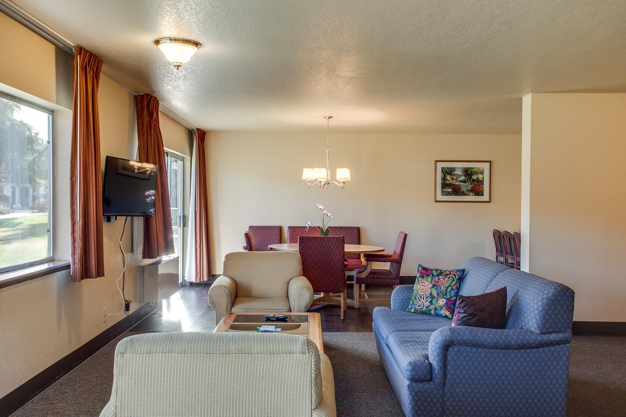 Der Ritterhof Inn Leavenworth Bagian luar foto