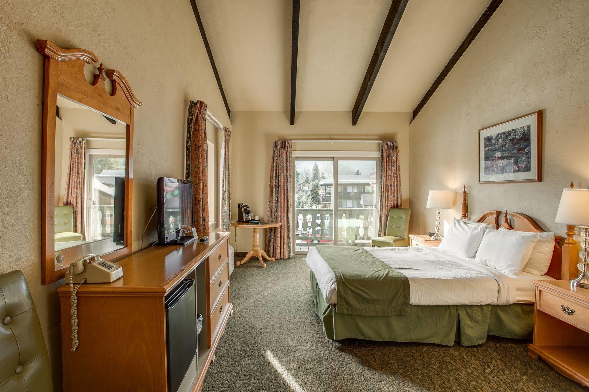 Der Ritterhof Inn Leavenworth Bagian luar foto
